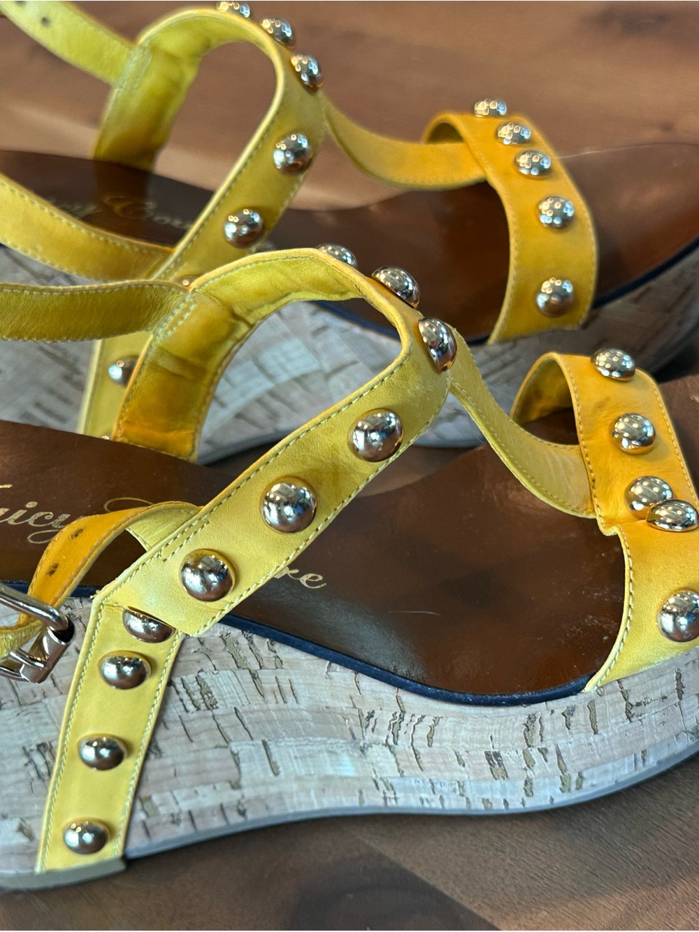 Juicy Couture Yellow Studded T-Strap Sandals - Picture 3 of 5